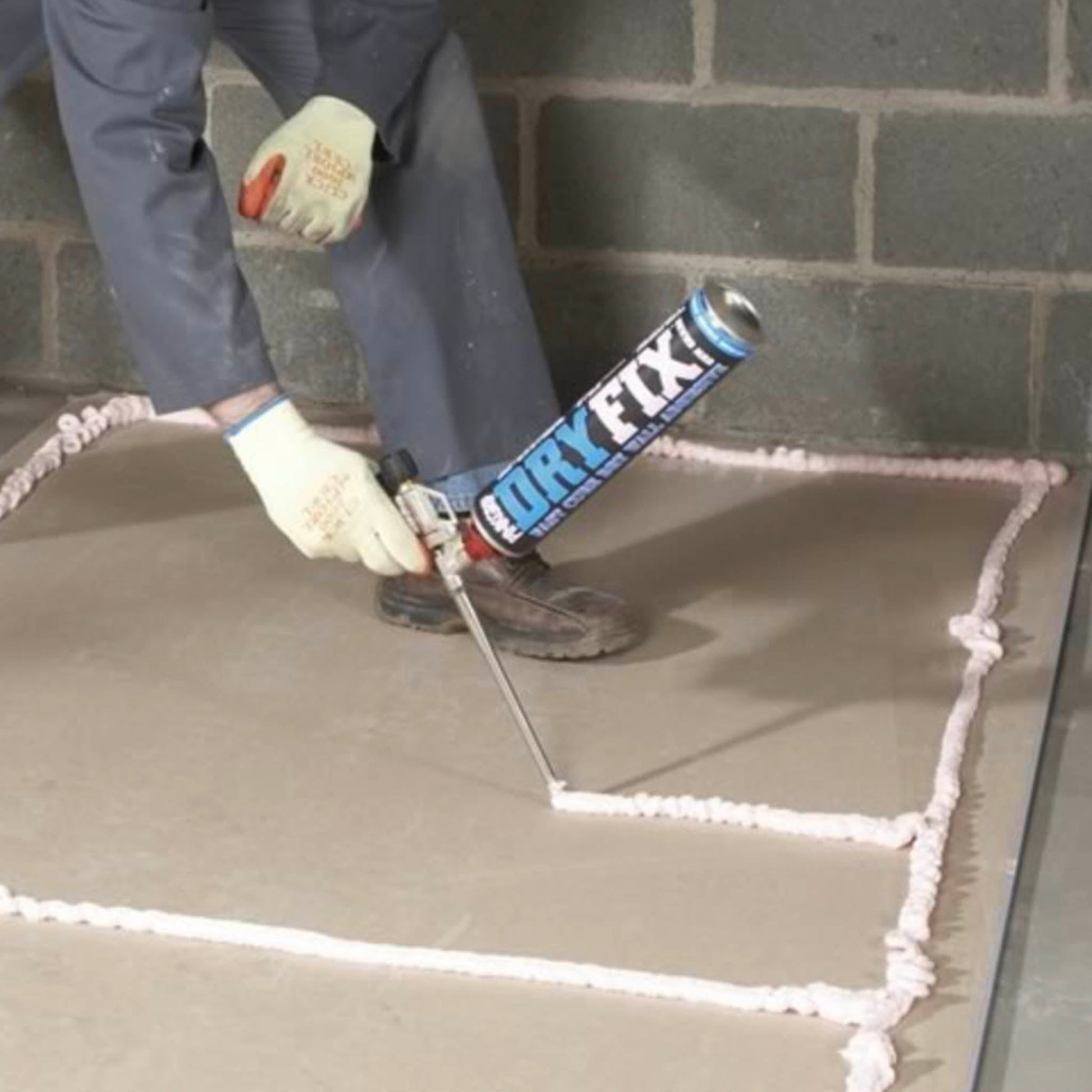 Everbuild Pinkgrip Dryfix Drywall Adhesive Applicator Gun - Transtools Online