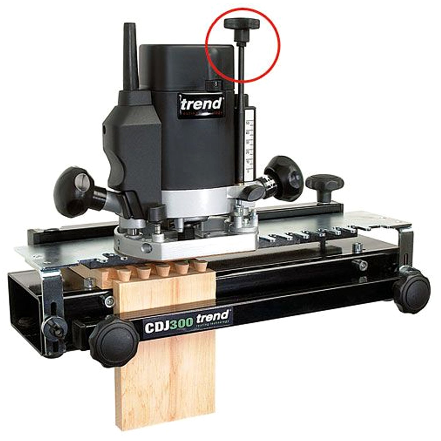 Trend Fine Height Adjuster T10 DW625 MOF177 FHA/003 Fitted to a Router