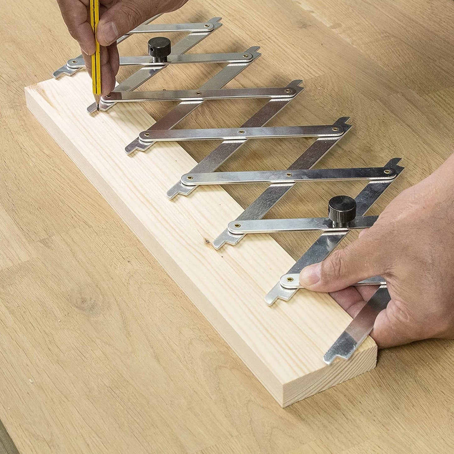 Trend Point to Point Equidistant Measuring and Marking Tool Up To 710mm M/P2P01 Equally Marking Distances on a Piece of Wood