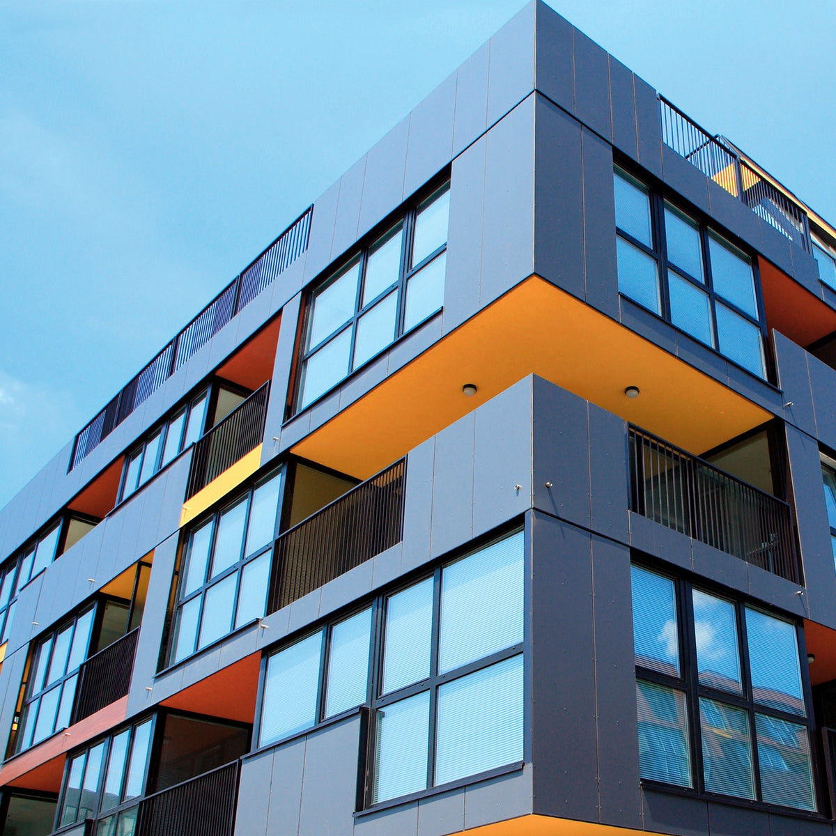 Zinsser AllCoat (Water Based) Exterior Satin Paint Outside External View